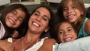Cinthia Fernández junto a sus hijas: Charis, Bella y Francesca / Foto: Instagram
