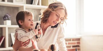 Hay mayor inserción de mujeres en el mercado laboral y mayores níveles de estudio, pero la brecha de desigualdad en mujeres que maternan sigue creciendo