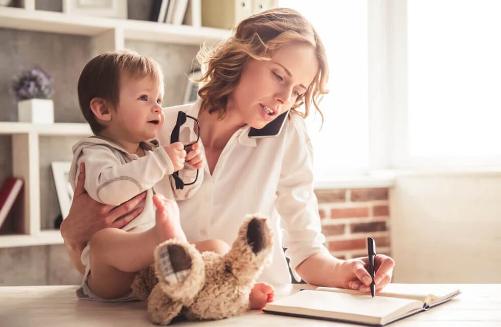 Desigualdad en el mercado laboral: la brecha salarial afecta a las mujeres y más aún a las que son madres
