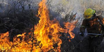 INCENDIOS EN LAS SIERRAS. (Archivo).