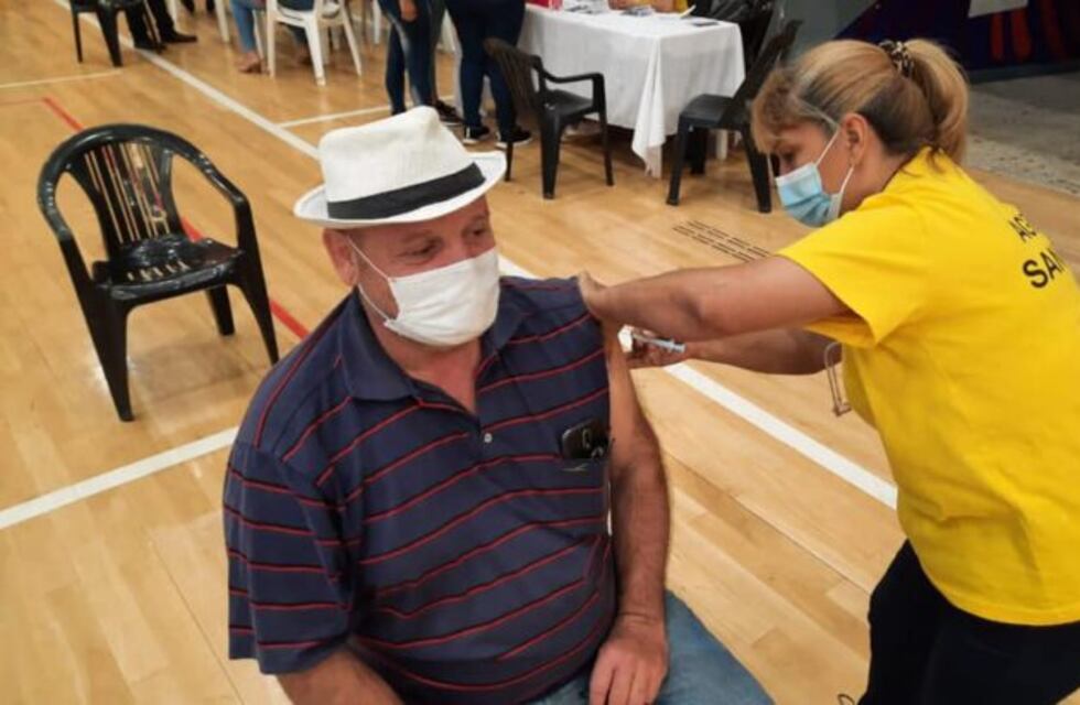 Continúa la inmunización contra el Covid-19 con la segunda dosis de Sputnik V en Misiones