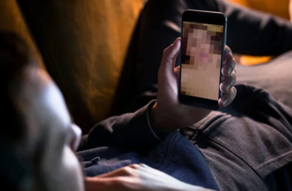 Docente de San Javier denuncia “sextorsión”: es candidato a intendente para las próximas elecciones