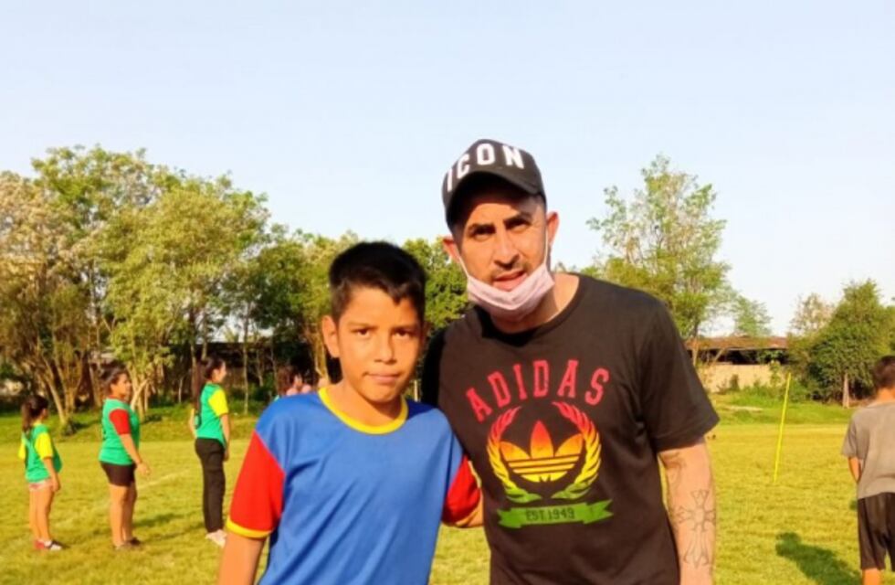 Daniel “Rolfi” Montenegro visitó Eldorado y brindó una clínica de fútbol