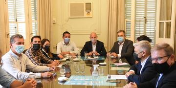 Reunión de empresarios, funcionarios provinciales y nacionales PYME con el CCIRR