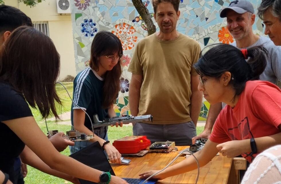 Empleo Verde: Se llevó a cabo el cierre del taller de roboticlaje