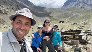 Falcón junto a su familia.