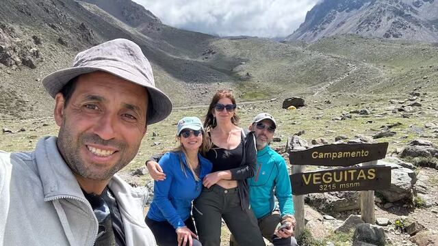 Falcón junto a su familia.