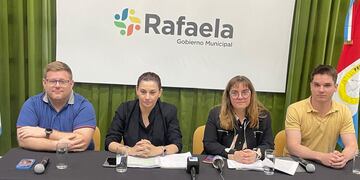 El fiscal municipal, Matías Gentinetta; la directora de Auditoria, Zulma Gani; la subsecretaria de Auditoría, Evaluación y Transparencia, Silvina Imperiale; el auditor Marcos Delbino.