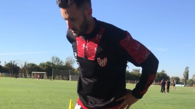 El delantero Joaquín Molina, de titular a quedar al margen hasta del banco en Instituto (Prensa IACC).