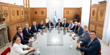 Diputados de Hacemos Coalición Federal reunidos con Nicolás Posse y Guillermo Francos (Foto: Prensa Ministerio del Interior)