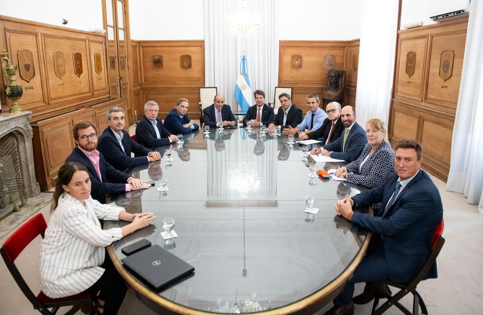 El Gobierno envía al Congreso la nueva “ley bases” y definió el nuevo piso de Ganancias