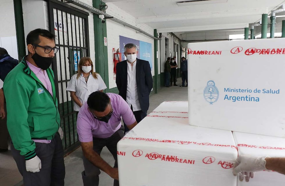 Vacunación: Tucumán recibió 46.800 dosis contra el coronavirus