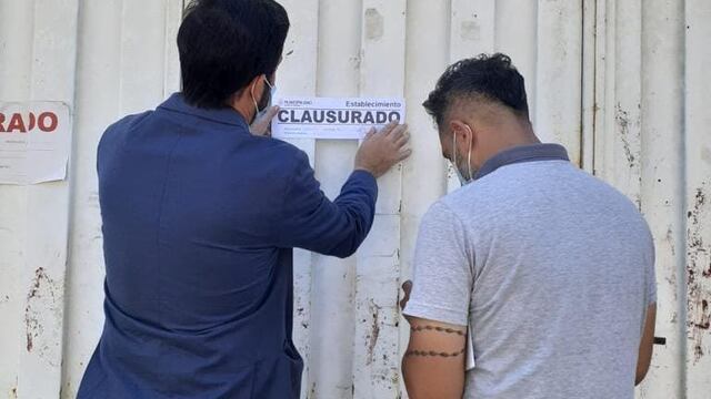 La Municipalidad clausuró una fábrica de piletas en barrio Los Boulevares. (Municipalidad de Córdoba