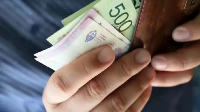 Cuánto es el Salario Mínimo Vital y Móvil en Argentina en marzo 2024.