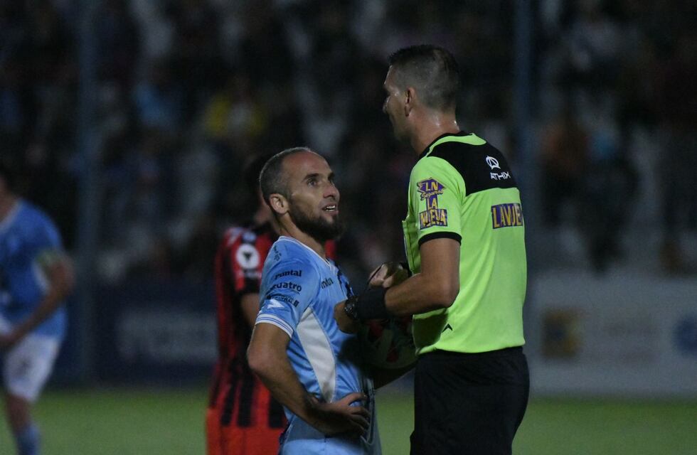 Estudiantes perdió en Río Cuarto ante Defensores de Belgrano