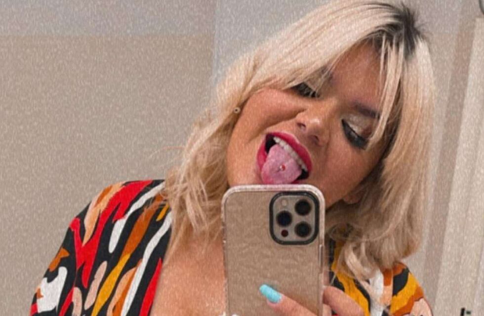 More Rial sorprendió al filmarse con un top de tiras y un gesto pícaro