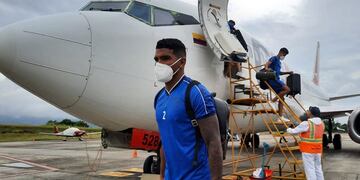 Rafa Pérez en su país natal, varado junto al resto del plantel de Talleres.