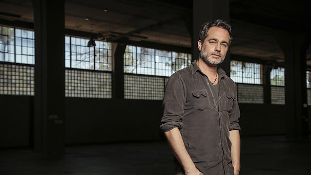 El actor conduce "Seres Libres", su proyecto personal.