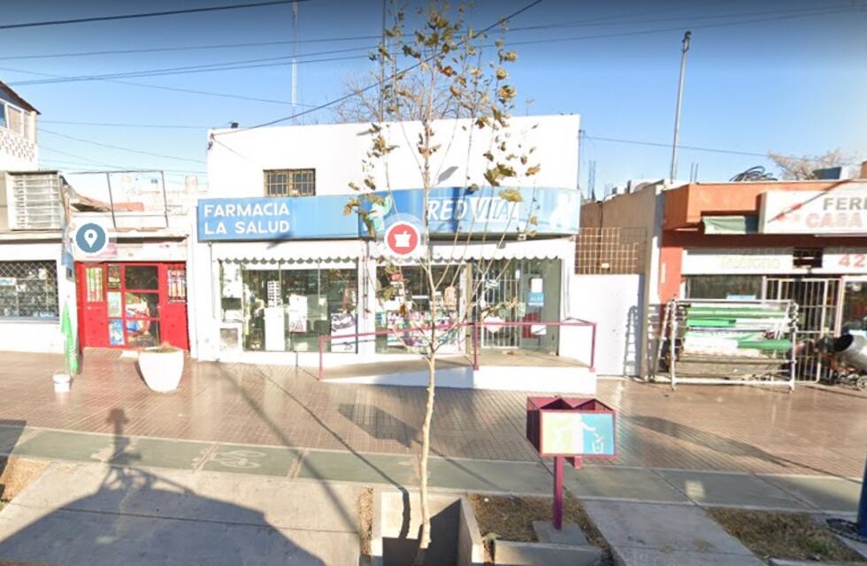 Asaltaron una farmacia en Godoy Cruz y se llevaron perfumes y bijouterie