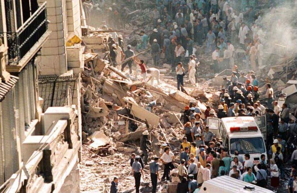 A 33 años del primer atentado terrorista en la historia de Argentina: el día que atacaron la Embajada de Israel