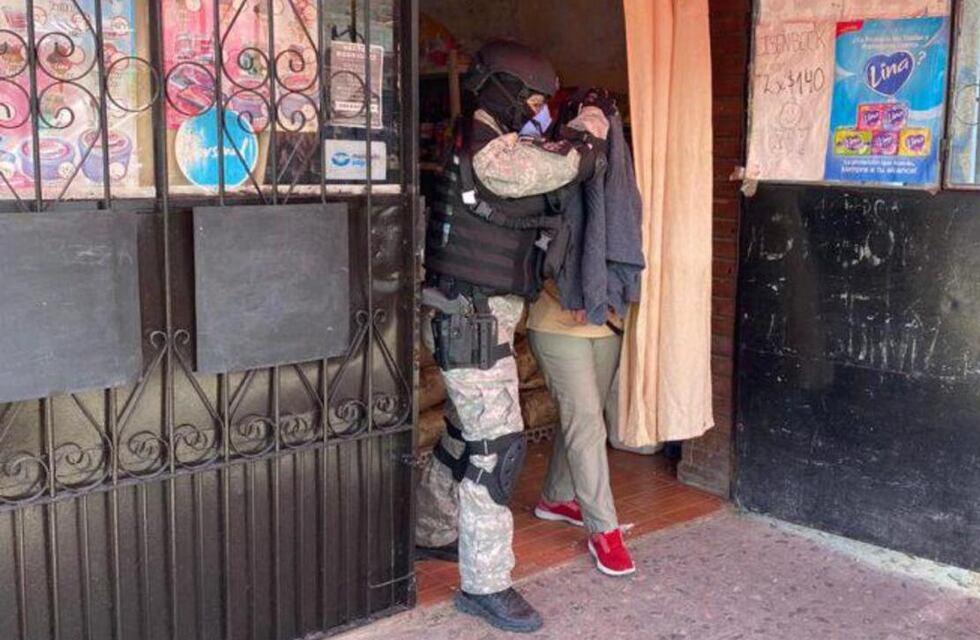 Detuvieron a una mujer con más de 1500 dosis de marihuana en Córdoba