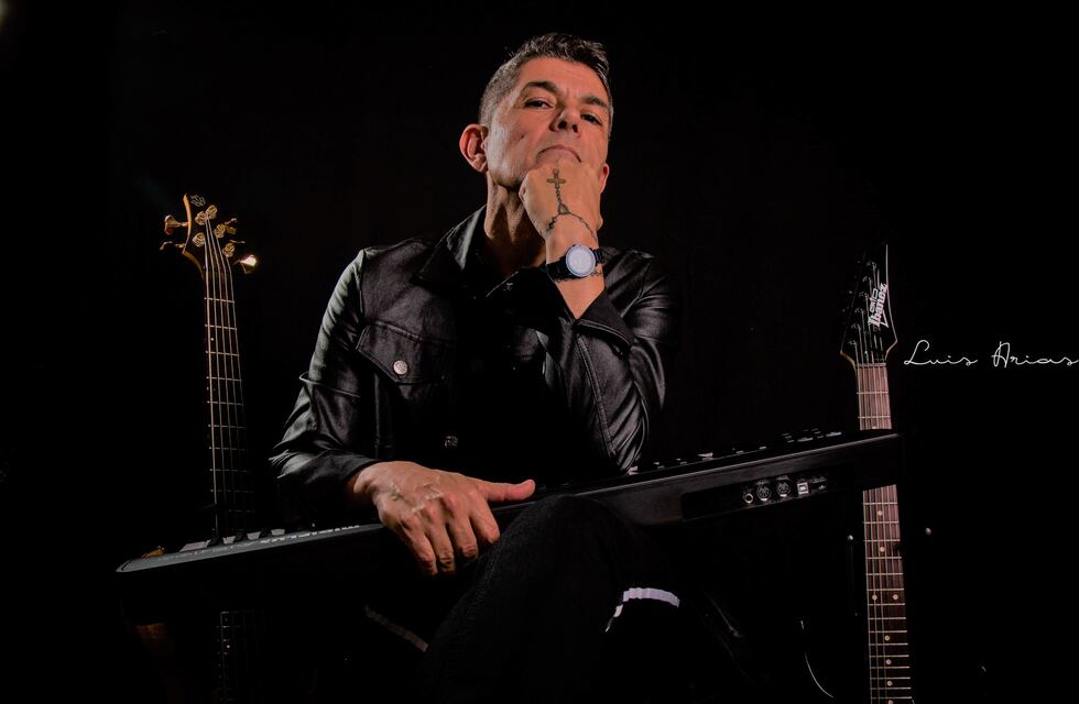 Dave Rock presentó nuevo tema y Video Clip “The Universe is Mine”