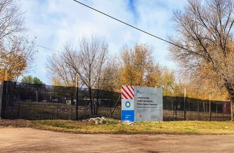 Nuevo jardín en la escuela Policía Federal