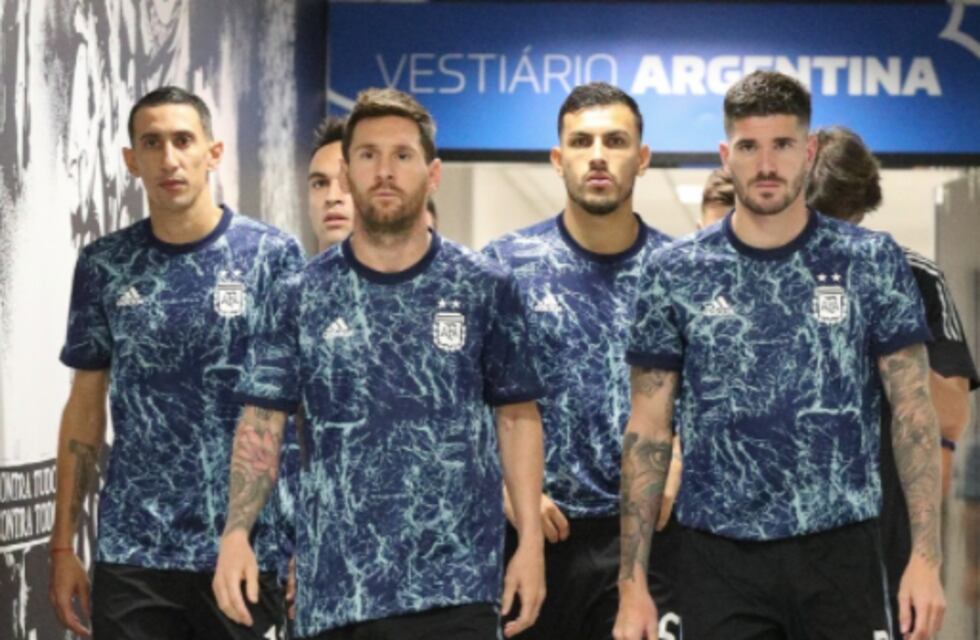 El recibimiento a la Selección Argentina en Ezeiza: “Bienvenidos, campeones de América”