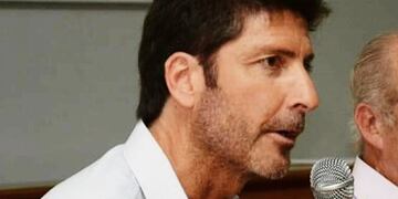 Santiago Gazpoz, Presidente del Centro Socialista de Rafaela