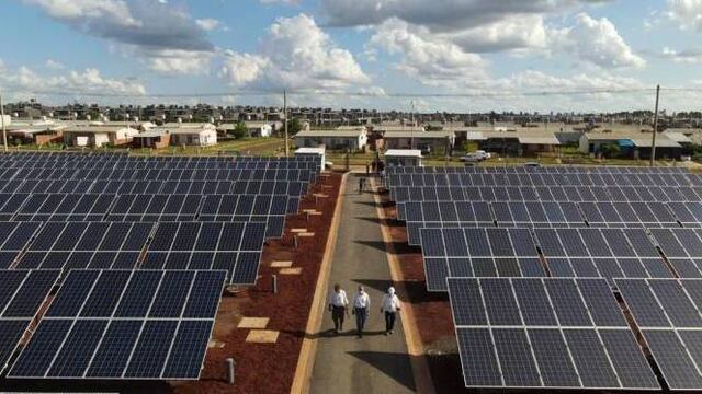 El IPRODHA traspasará la obra a Energía de Misiones, quién será responsable de su administración y mantenimiento.