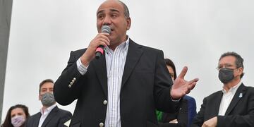 El gobernador de Tucumán fue seleccionado por el presidente Alberto Fernández para reemplazar a Santiago Cafiero como ministro coordinador en la Nación.