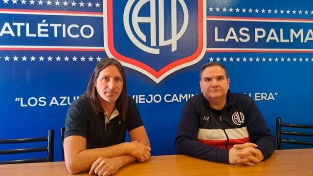 Los dirigentes del club Las Palmas, Juan Carlos Olave y Sebastián Chiatti.