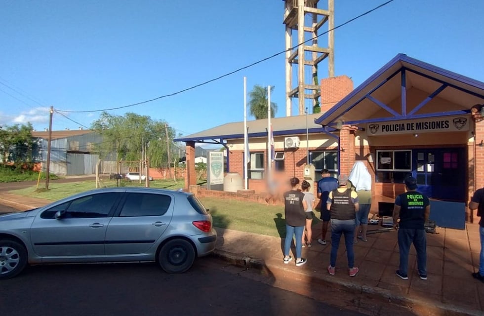 Oberá: policías salvaron la vida de un bebé de un año que llegó sin respirar a la comisaría