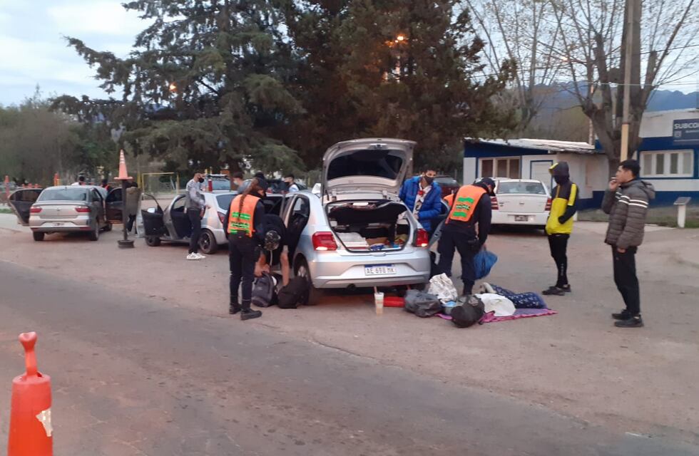 Día del Estudiante en Mendoza: decomisaron más de 1.400 litros de alcohol en distintos operativos