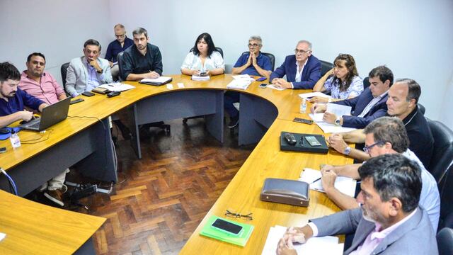 Senadores avanzan en la reforma del Código Fiscal.