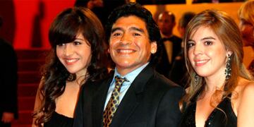 Las dos hijas de Maradona hicieron eco de la emotiva historia.