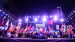 El Encuentro Nacional y Fiesta de Colectividades de Rosario cerró su cuadragésima edición el lunes 18 de noviembre de 2024.