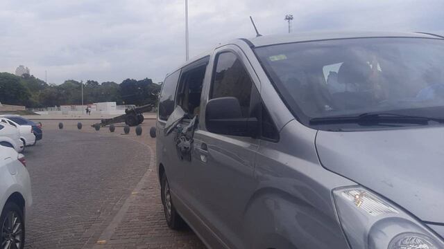 El vehículo quedó detenido sobre la explanada de Córdoba y Avenida Belgrano.