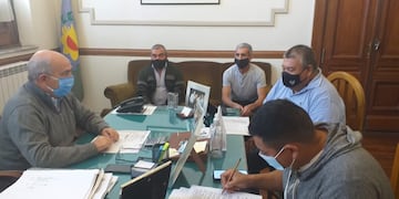 Los trabajadores municipales tendrán un incremento de sueldo del 12,5% en marzo