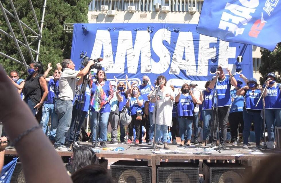 Amsafe insiste en reclamo de una oferta superadora para la paritaria docente
