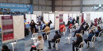 El Gobierno de San Luis prepara para esta semana un megaoperativo de vacunación a docentes. Gentileza