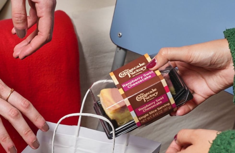 La inesperada reacción de la Chica del Brunch tras conocer el “local” de The Cheesecake Factory en Buenos Aires