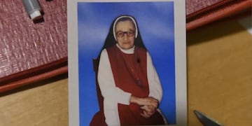 La hermana que está en la recta final para convertirse en santa.