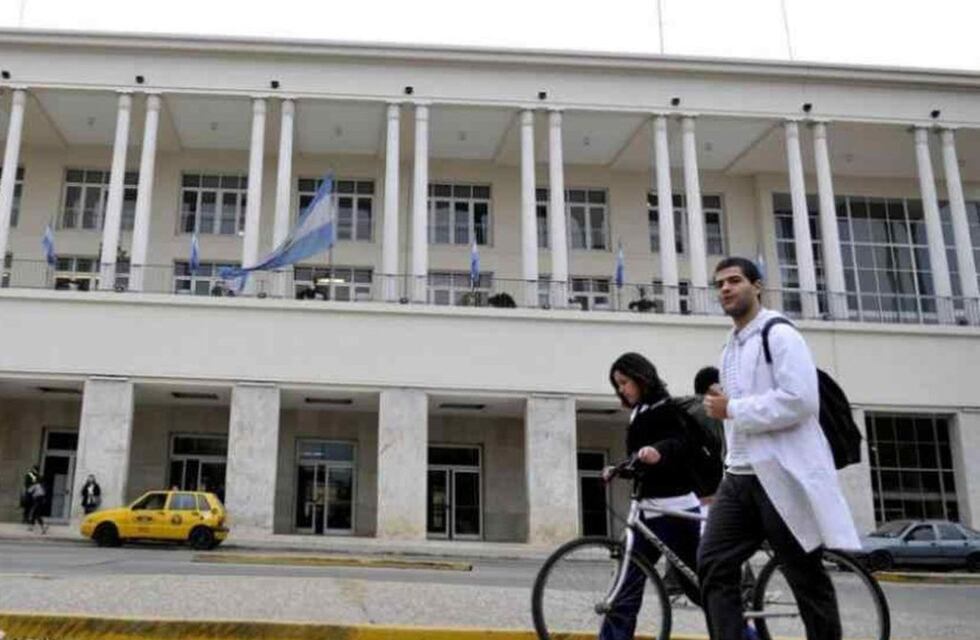 La Universidad Nacional de Córdoba se prepara para recibir alumnos de manera presencial