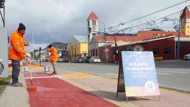 Embellecen espacios públicos para el Aniversario de Ushuaia