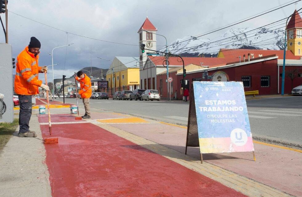 Embellecen espacios públicos para el Aniversario de Ushuaia