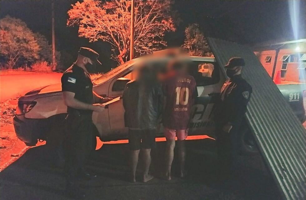 Dos jóvenes detenidos por robar chapas de una capilla