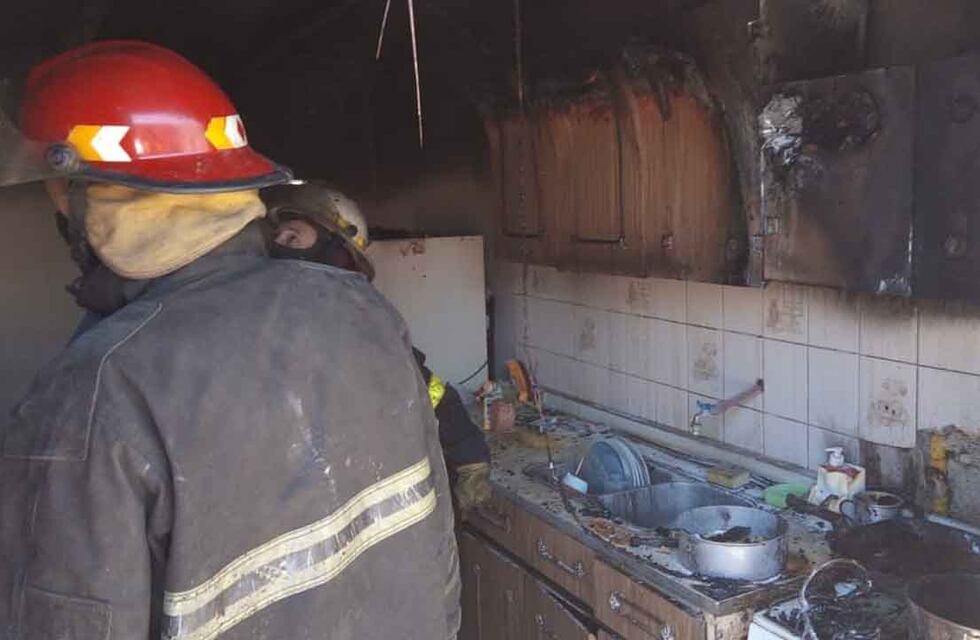 Bahía: se le incendió el departamento por olvidarse una sartén en el fuego