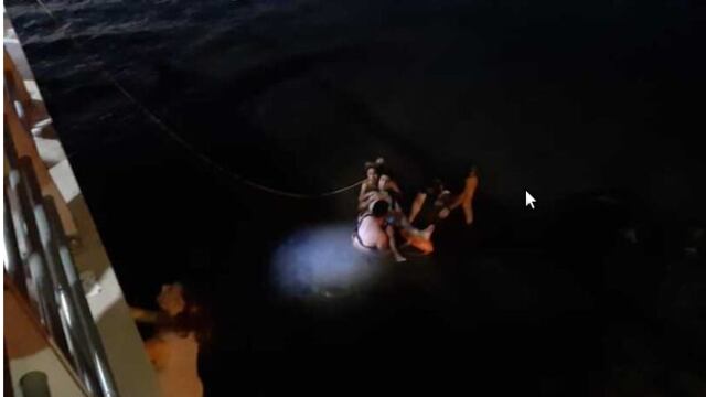 Rescatan a un joven que se arrojó al río Paraná