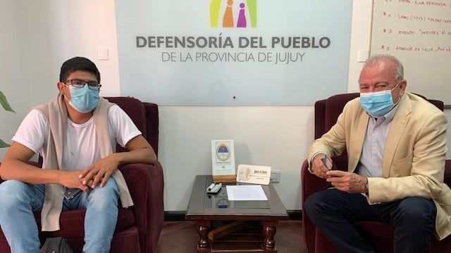 El comisionado municipal Marcos Huerta conversó con el ombudsman de Jujuy Javier de Bedia acerca del conflicto en su localidad.